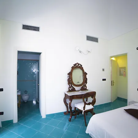 Villa Lara Hotel-3