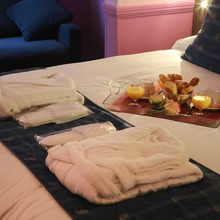 Hotel Poussin-2
