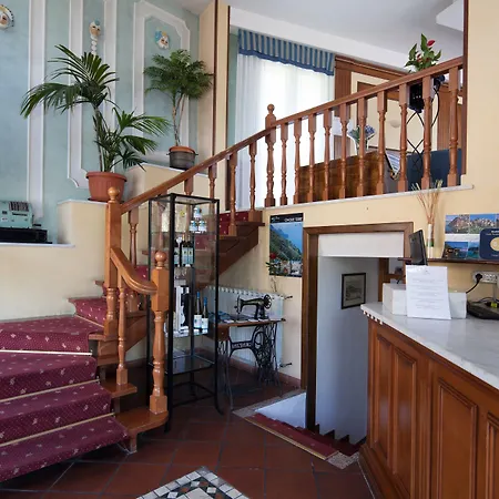 Hotel Nella-3