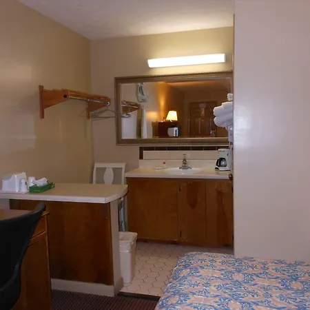 Mcclellan Inn-2