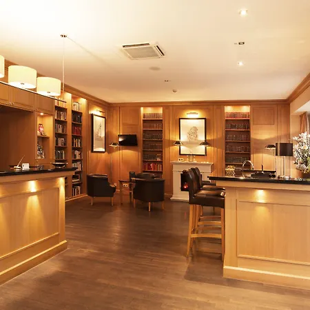 Townhouse Hotel-2
