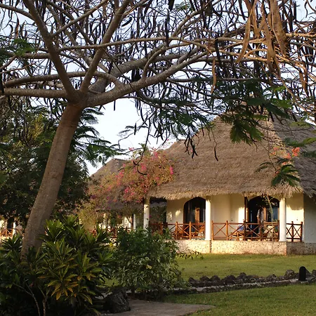 Bluebay Beach Resort&Spa-3