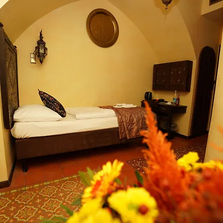 Hotel Villa Oriental & Restaurant-2