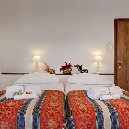 Hotel San Samuele-3