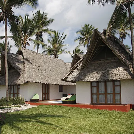 Karafuu Beach Resort & Spa-3