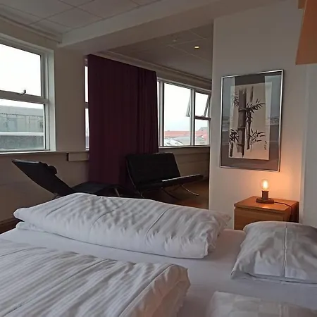 101 Guesthouse Hotel-3