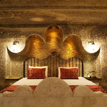 Roma Cave Suite-3