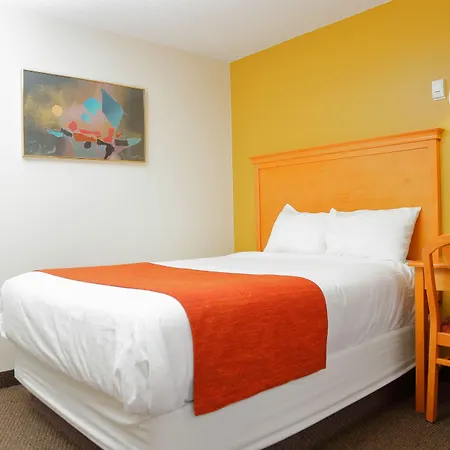Chateau Motel-3