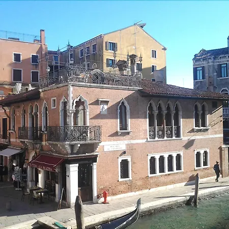Palazzina Veneziana-3