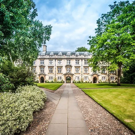 Christ'S College Cambridge-3