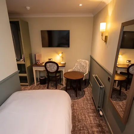 Ardencaple Hotel By Greene King Inns-3