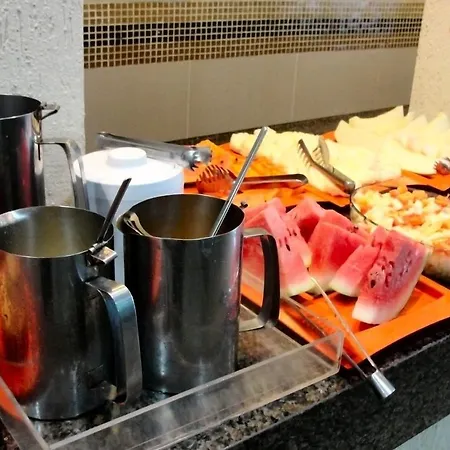 Hotel Uzi Praia-2