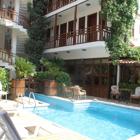 Hotel Karyatit Kaleici-3