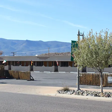 Fort Verde Suites-3