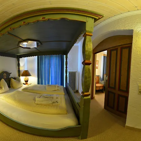 Hotel-Pension Edelweiss-2