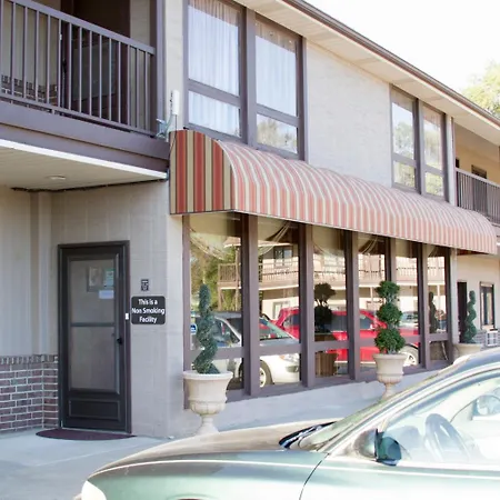 Cottonwood Inn & Suites-2