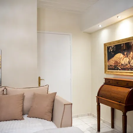 Ampolis Guest House-3