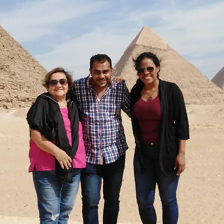 Queen Pyramids View Inn-3