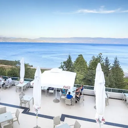 Hotel Izgrev Spa & Aquapark-2