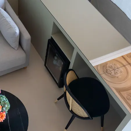 Domus 21 Luxury Suites-3