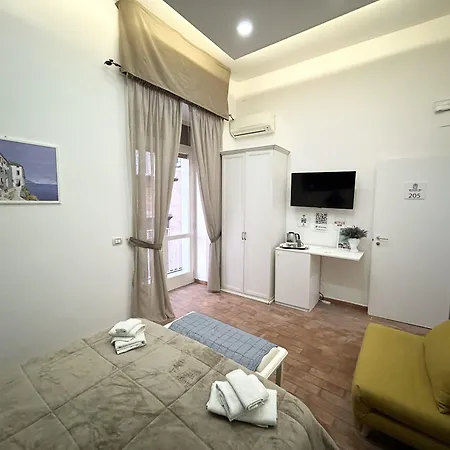 Queen 20 - Private Rooms Duomo-3