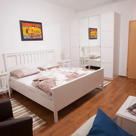 Guest House Nokturno-3