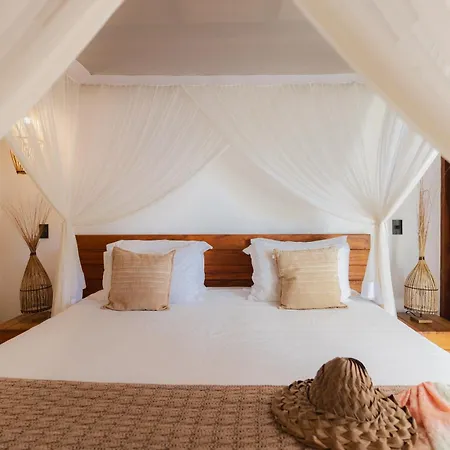 Villa Kandui Boutique Hotel E Beach Lounge-3