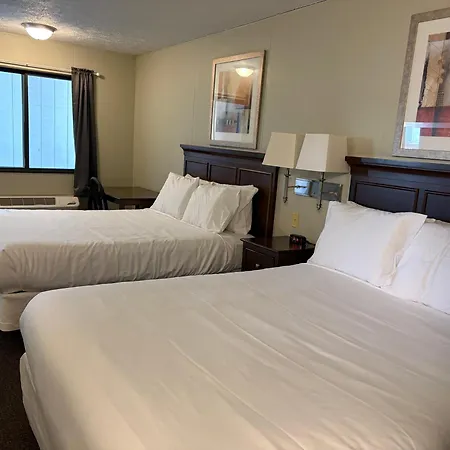 Boarders Inn & Suites By Cobblestone Hotels - Broken Bow-3