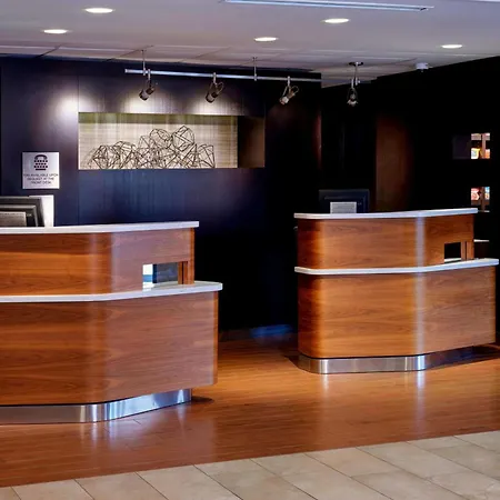Sonesta Select Kansas City Airport Tiffany Springs-3