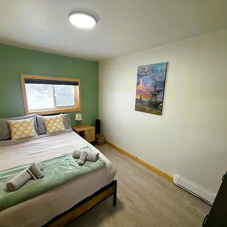 Caribou Cottage-2