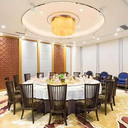 Expo Garden Hotel-2