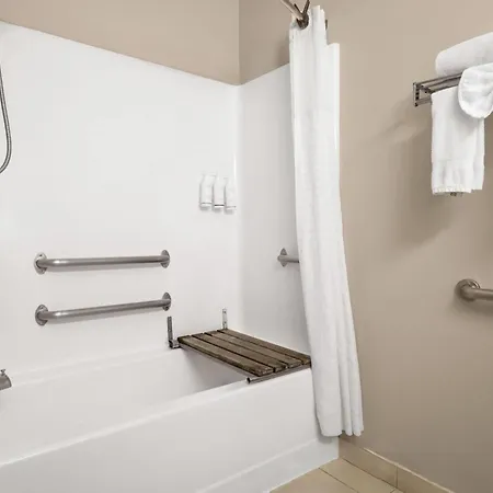 Days Inn & Suites By Wyndham Airport Albuquerque-3