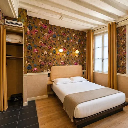 Hotel De Notre-Dame-2