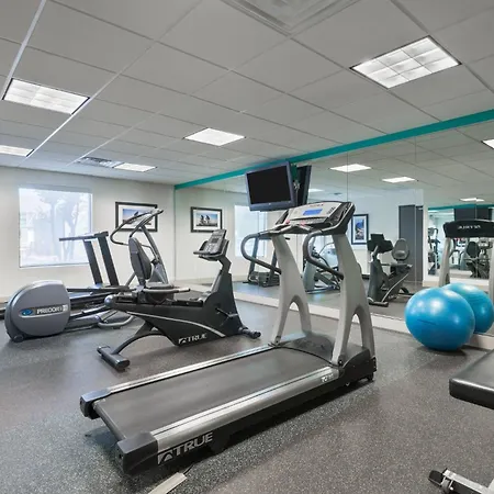 Holiday Inn Express Hotel & Suites Bentonville By Ihg-3