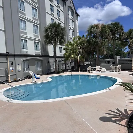 La Quinta By Wyndham Jacksonville Butler Blvd-2