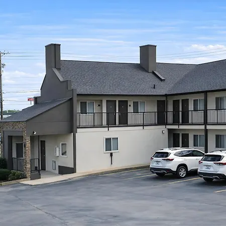Quarters Inn&Suites-3