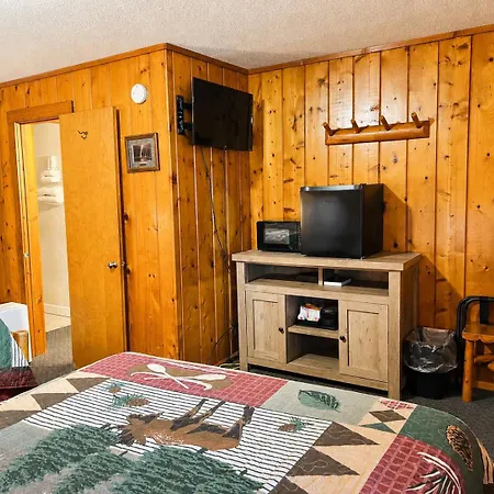 Cedars Motel-3