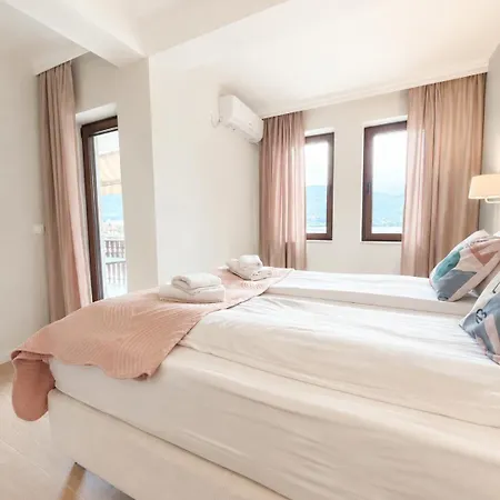 Villa Lucija-3