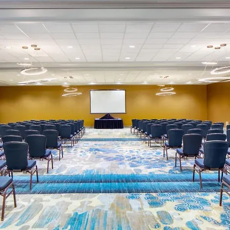 Holiday Inn And Suites Phoenix Airport North By Ihg-2