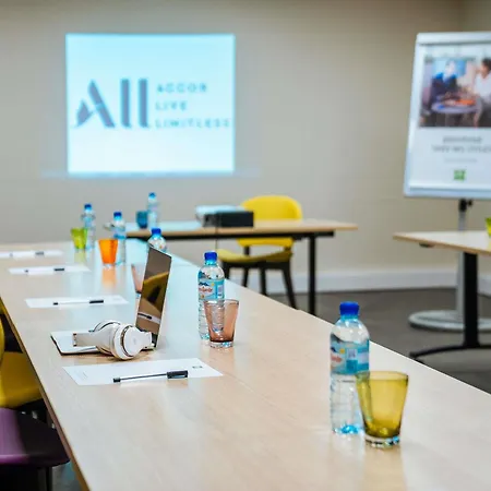 Ibis Styles Perpignan Centre Gare-2