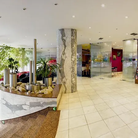 Luxury Family Hotel Bila Labut-3