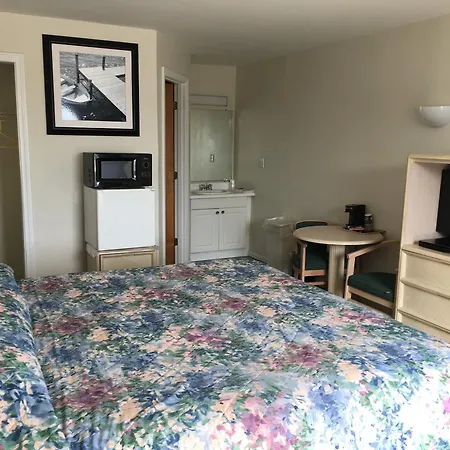 Point 1 Resort & Motel-3