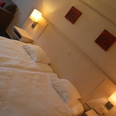 Hotel Honfleur-2