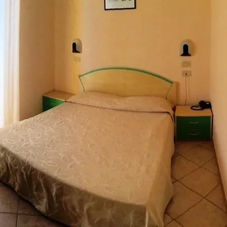 Hotel Reno-3