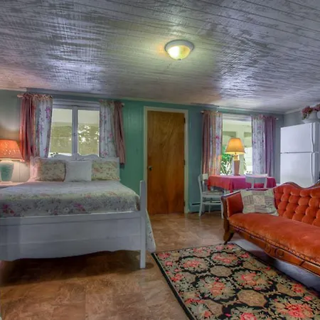Cottage Place On Squam Lake - Suites-3