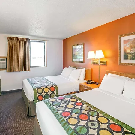 Super 8 By Wyndham Aberdeen West-3