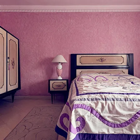 Le Riad - Tell A Story-3