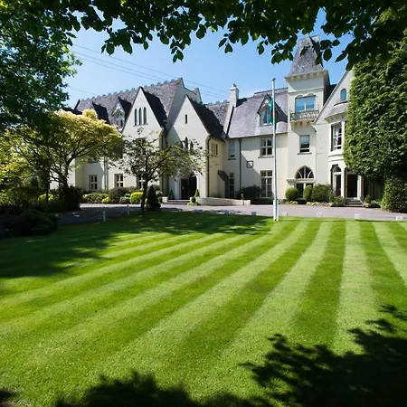 Glen-Yr-Afon House Hotel-2