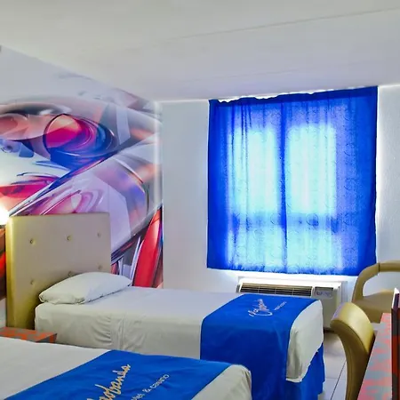 Otrobanda Hotel-2