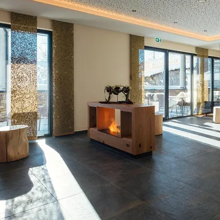 Hotel Garni Alpenjuwel Residenz-3